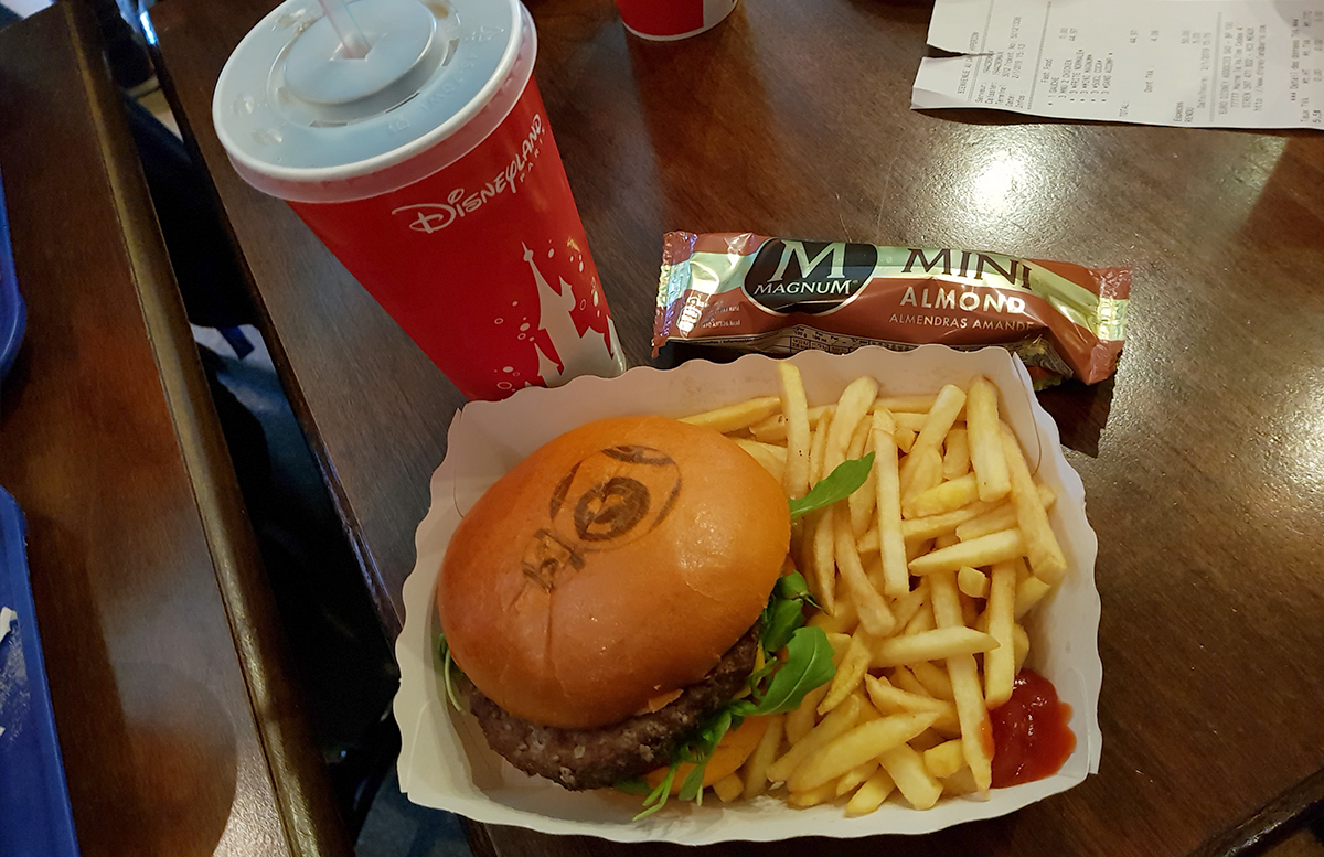 Silvester in Paris - 10 Tipps für Disneyland Paris burger essen
