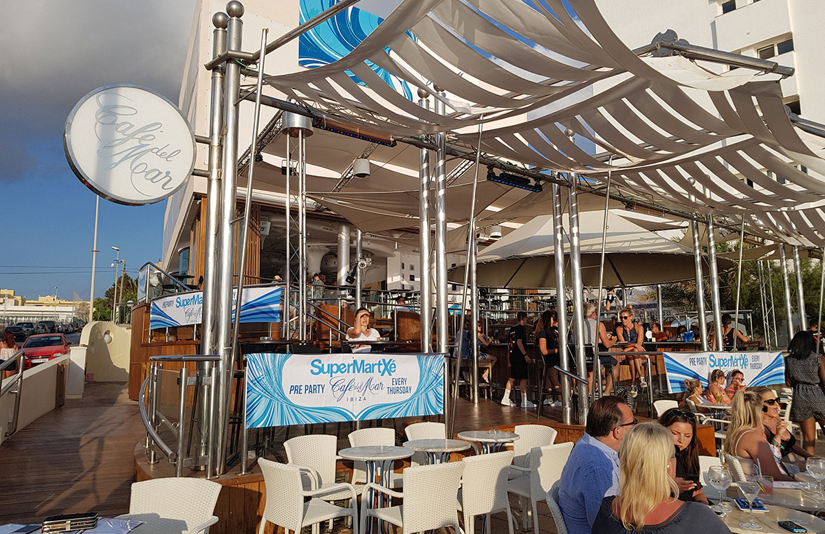 10-Tipps-für-den-Ibiza-Urlaub-mit-Kindern-cafe-del-mar
