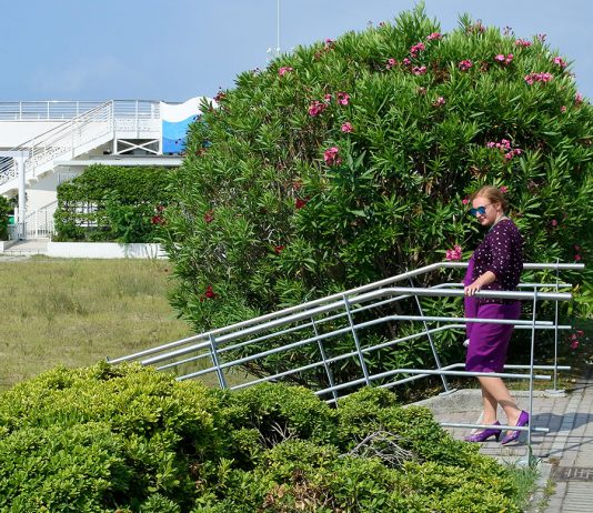 10 random facts about me und Geburtstags-Outfit in Lila 10-random-facts-about-me-und-Geburtstags-Outfit-weg-zum-strand