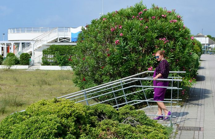 10 random facts about me und Geburtstags-Outfit in Lila 10-random-facts-about-me-und-Geburtstags-Outfit-weg-zum-strand