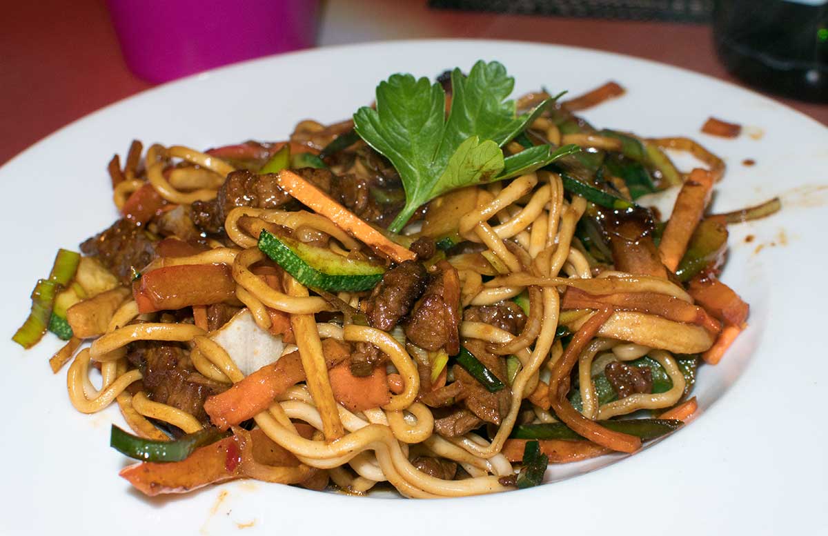 Terme-Olimia-und-das-Wellnesshotel-Sotelia-frisches-wok-gericht