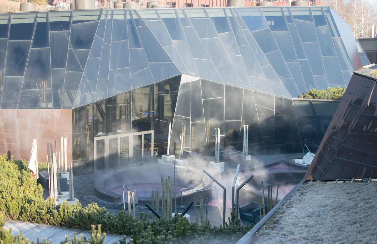 Terme-Olimia-und-das-Wellnesshotel-Sotelia-outdoor-pool-außen