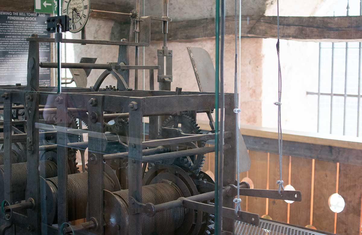 Ausflug-zur-Insel-am-See-in-Bled-glockenturm