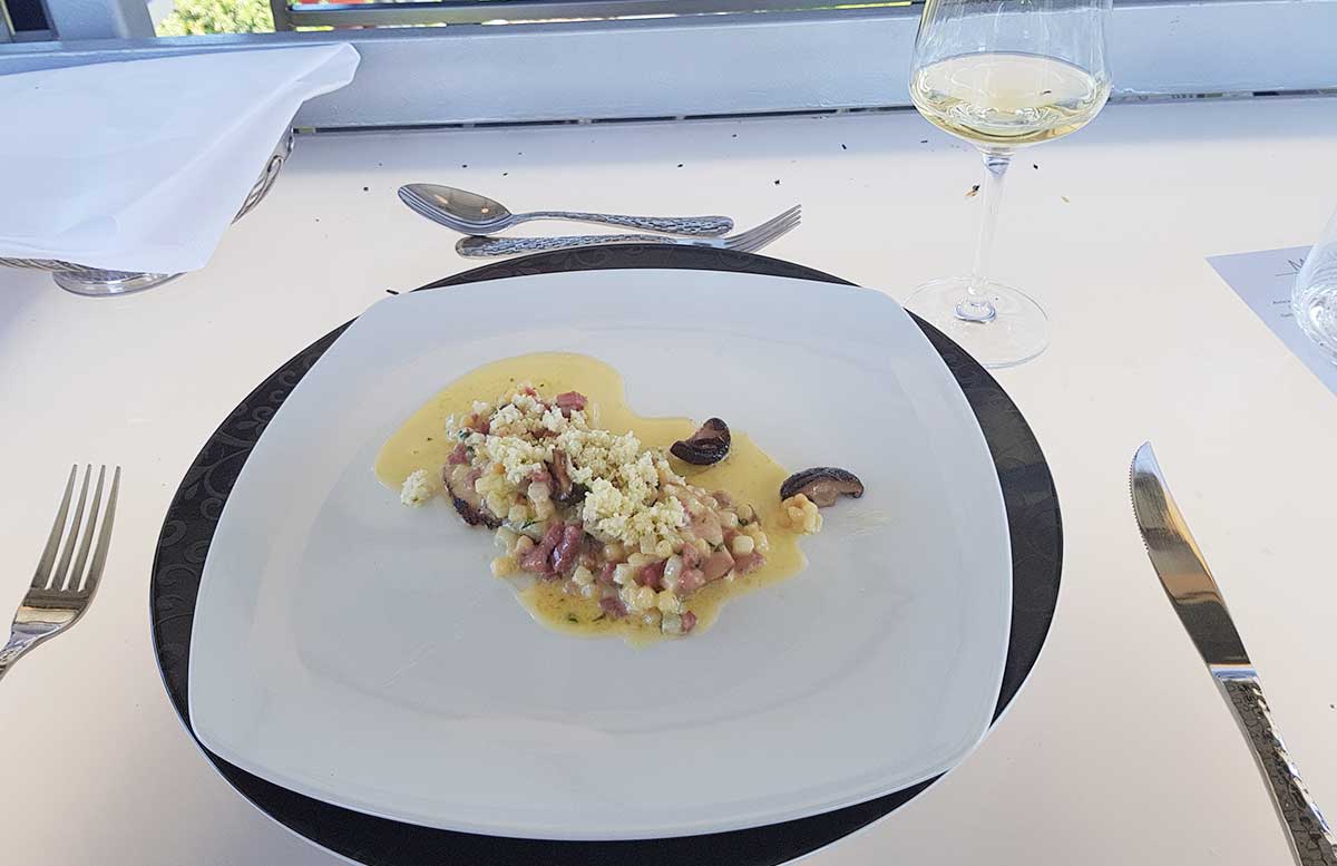 Dinner-in-the-sky-im-Wiener-Prater-kalbstafelspitz