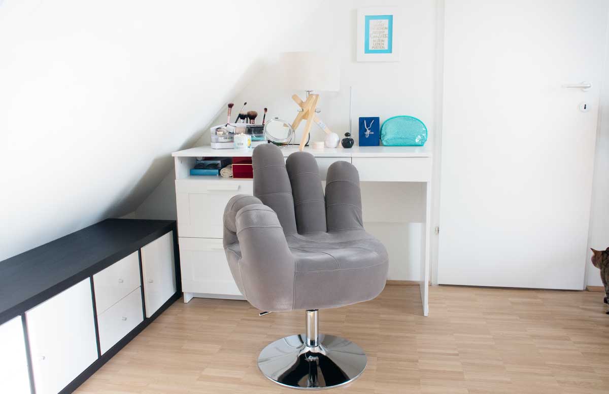 Unsere neue Wohnung Schlafzimmer mit Dachschräge Unsere neue Wohnung Schlafzimmer mit Dachschräge