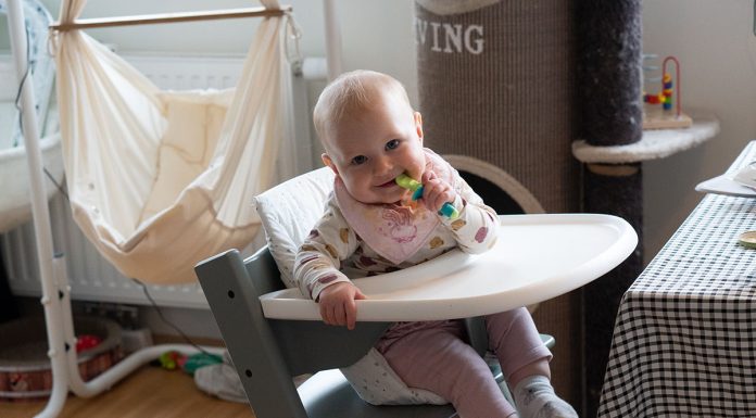 50 Jahre Stokke Tripp Trapp – Der Stuhl der mitwächst 50-Jahre-Stokke-Tripp-Trapp-Der-Stuhl-der-mitwächst-baby-lil