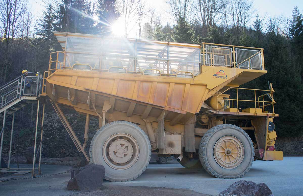 abenteuer-erzberg-schaubergwerk-und-haulys-abenteuerfahrt-grosse-hauly