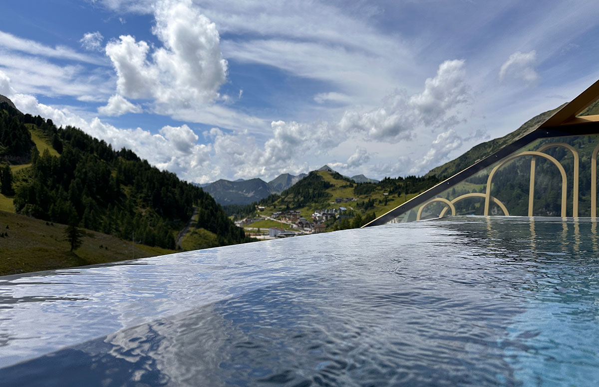Adults-only-und-Familienhotel-Steiner-in-Obertauern-aussicht-outdoor
