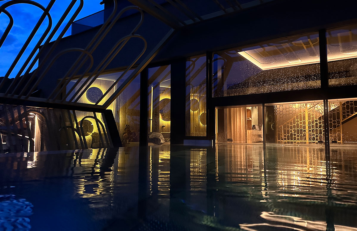 Adults-only-und-Familienhotel-Steiner-in-Obertauern-infinity-pool