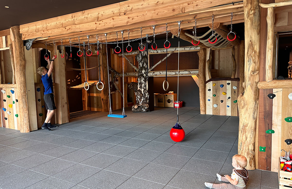 Adults-only-und-Familienhotel-Steiner-in-Obertauern-kletterparcours