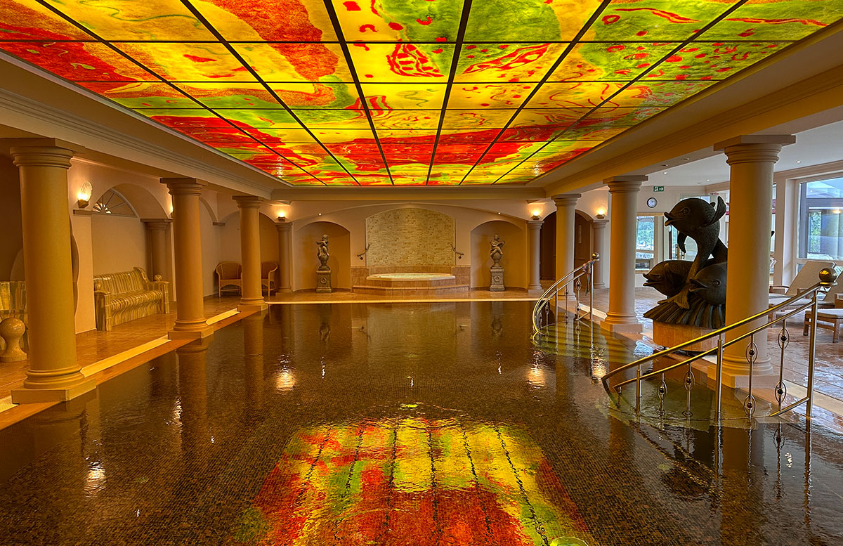 Adults-only-und-Familienhotel-Steiner-in-Obertauern-pool