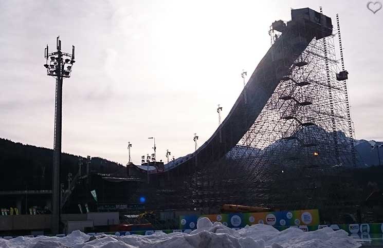 Air-and-Style-Innsbruck-Rampe-von-einer-Entfernung