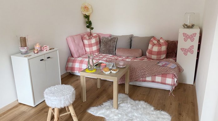 Cinderella Wedding Service – Hochzeits Brautstyling mit Airbrush Makeup All-inkl.-Service-für-die-Hochzeit-Brautstyling-mit-Airbrush-Makeup-mädchentraum