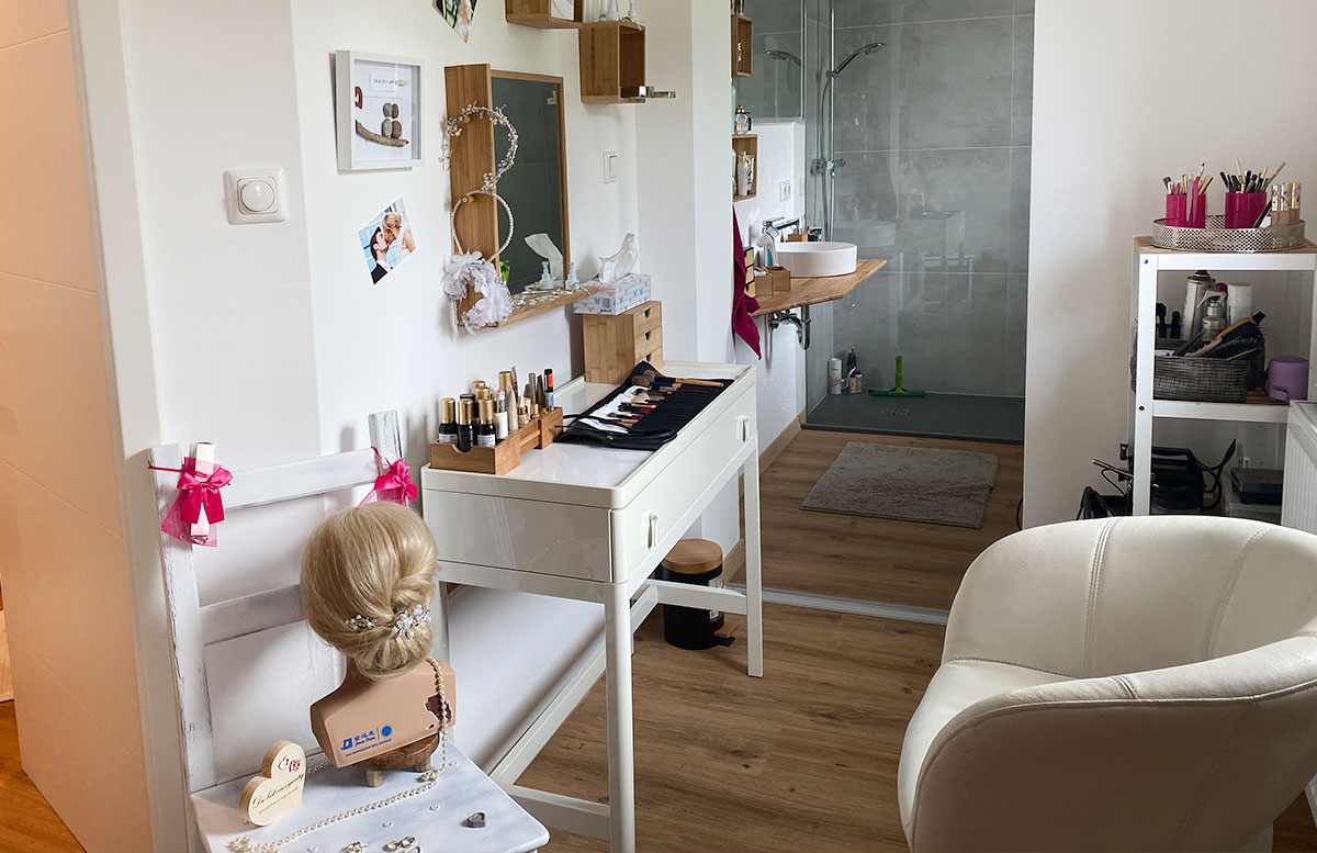 All-inkl.-Service-für-die-Hochzeit-Brautstyling-mit-Airbrush-Makeup-styling-zimmer