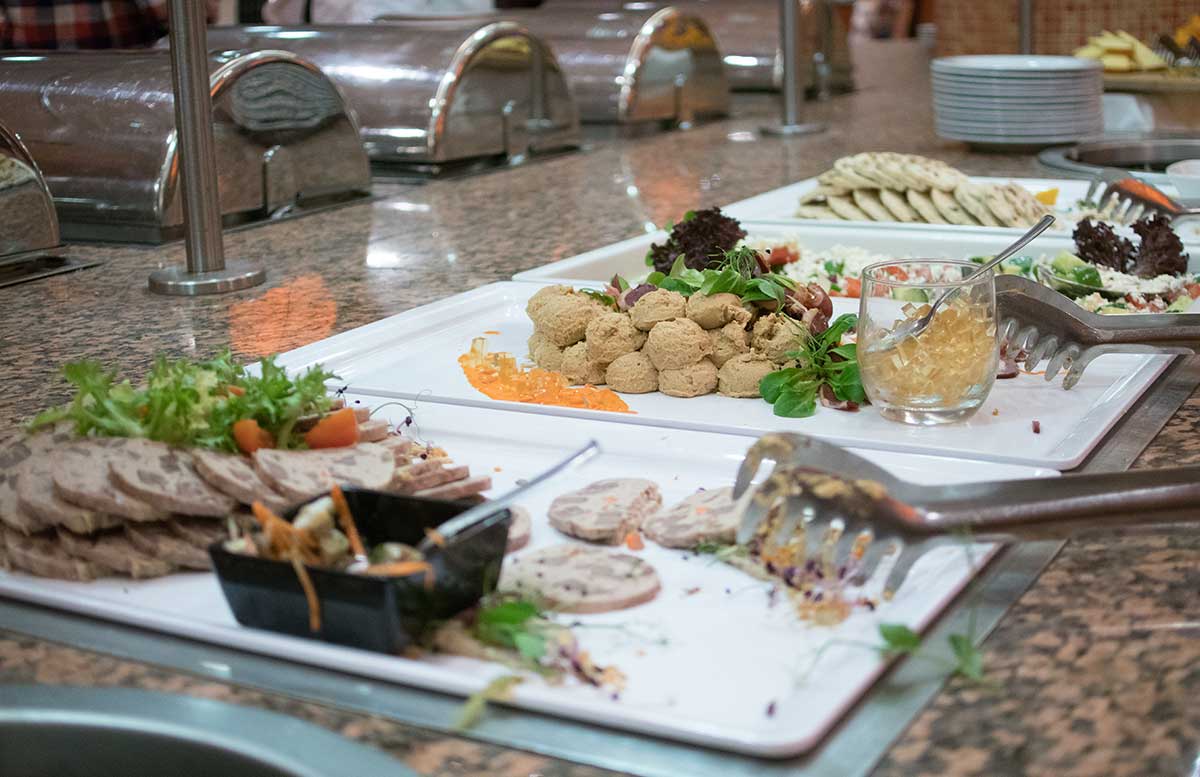 Aquaworld Resort Budapest und der Water Park vorspeisen buffet