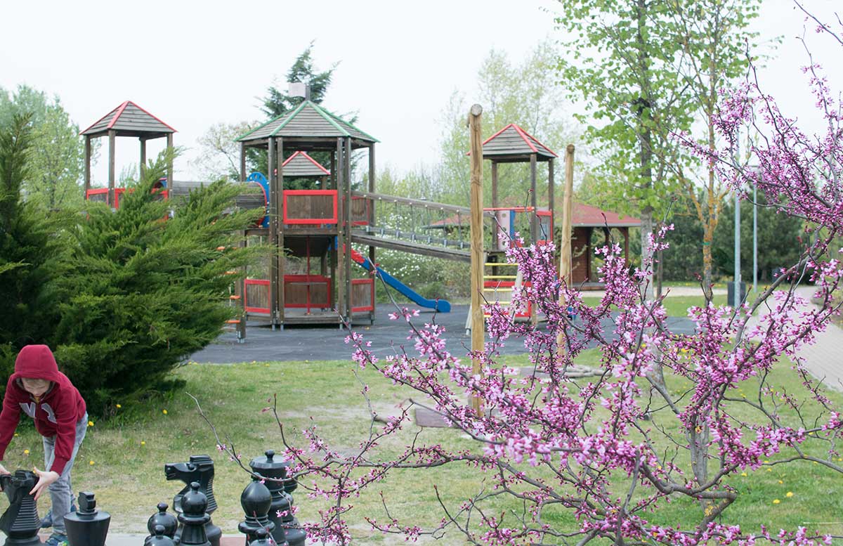 Aquaworld Resort Budapest und der Water Park brücke outdoor spielplatz