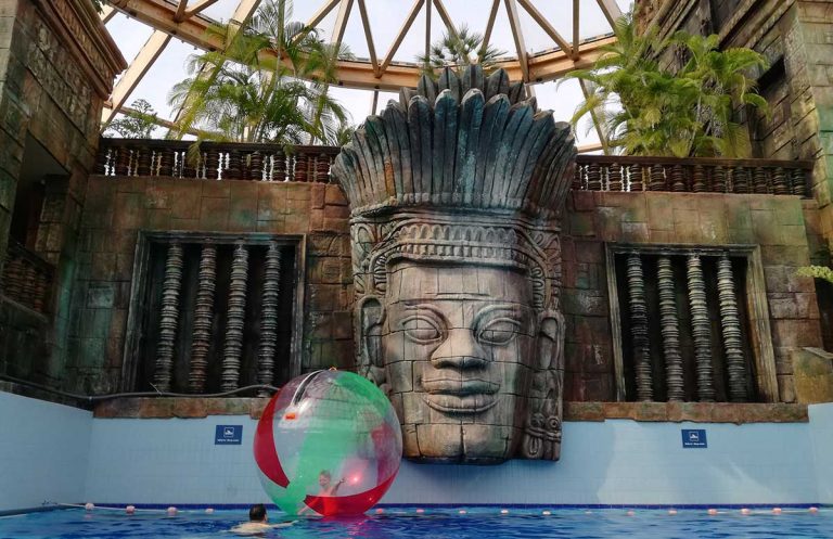 Aquaworld Resort Budapest und der Water Park
