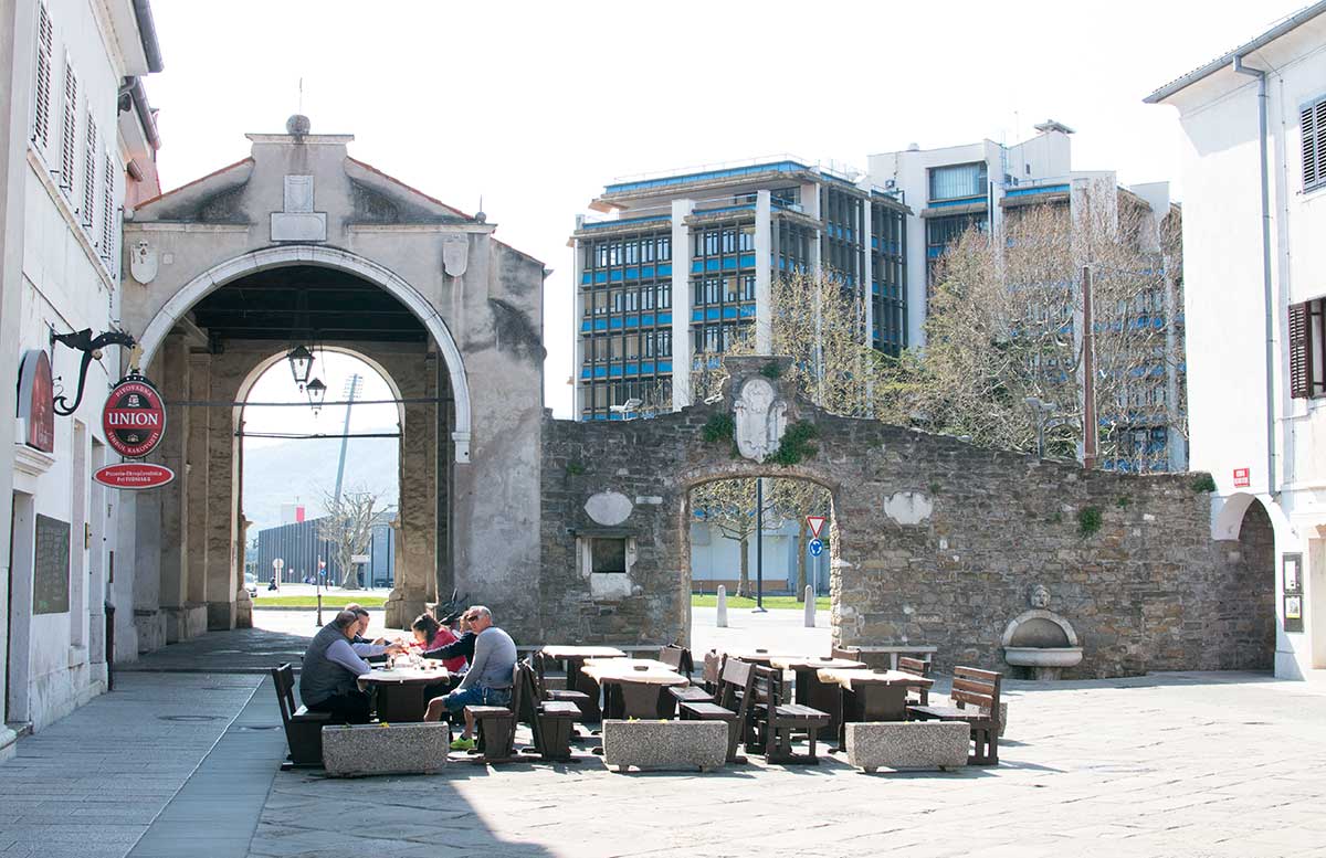 Ausflug nach Koper und Besuch des Hotel Bernardin zentralstadttor