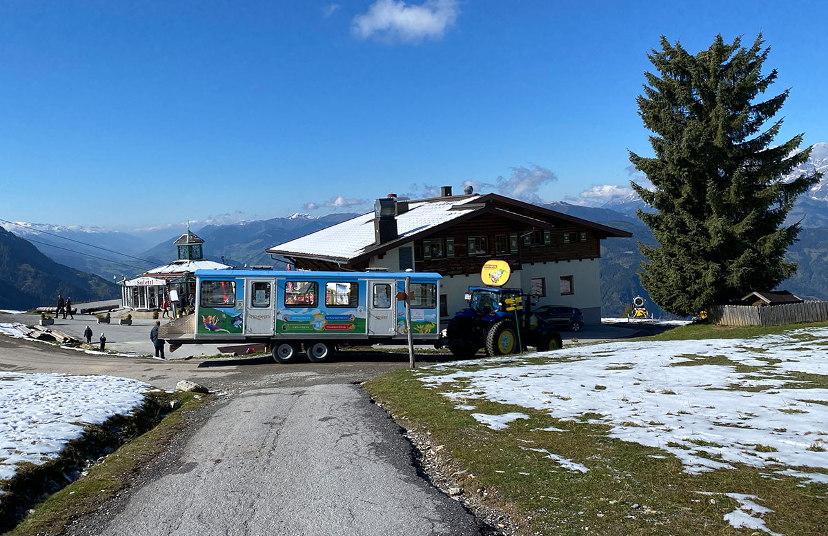 Ausflugstipps-für-St.-Johann-Liechtensteinklamm-und-Geisterberg-transfer-geisterberg