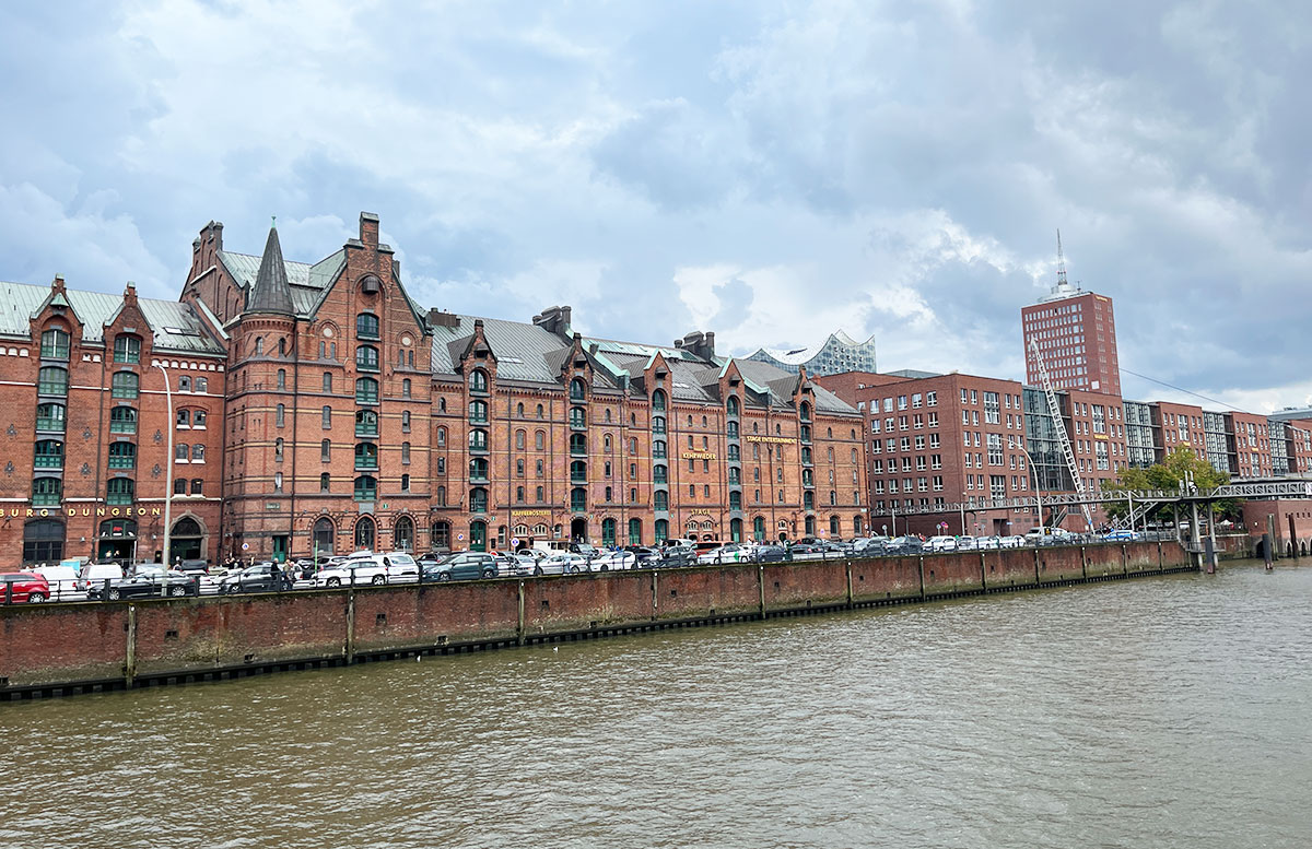 Ausflugsziele-für-Kinder-in-Hamburg-bei-Regen-hansestadt