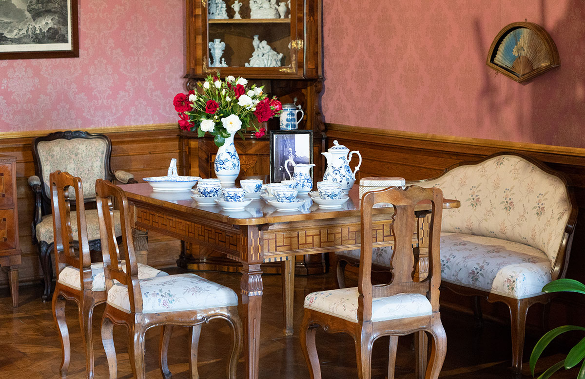 Ausflugsziele-für-Familien-in-Südmähren-schloss-milotice-essbereich
