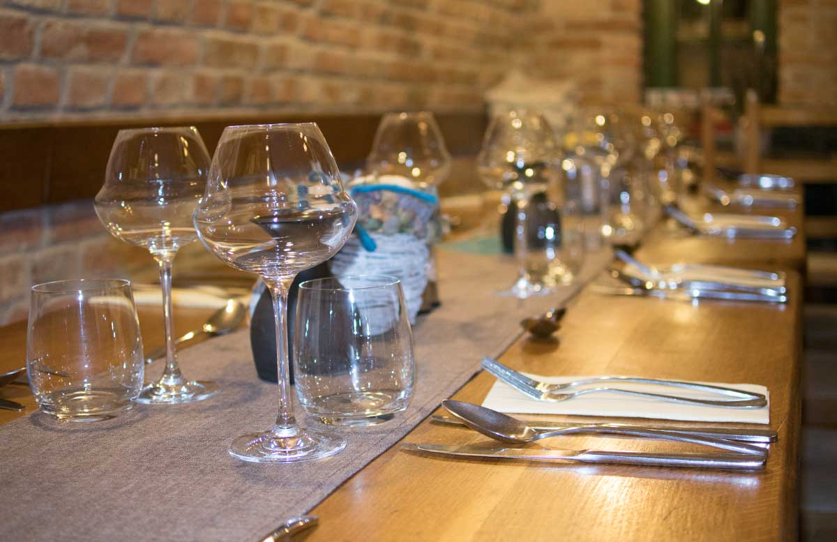 ausfluege-nach-keszthely-ins-schlossmuseum-und-badacsony-weingut-laposa