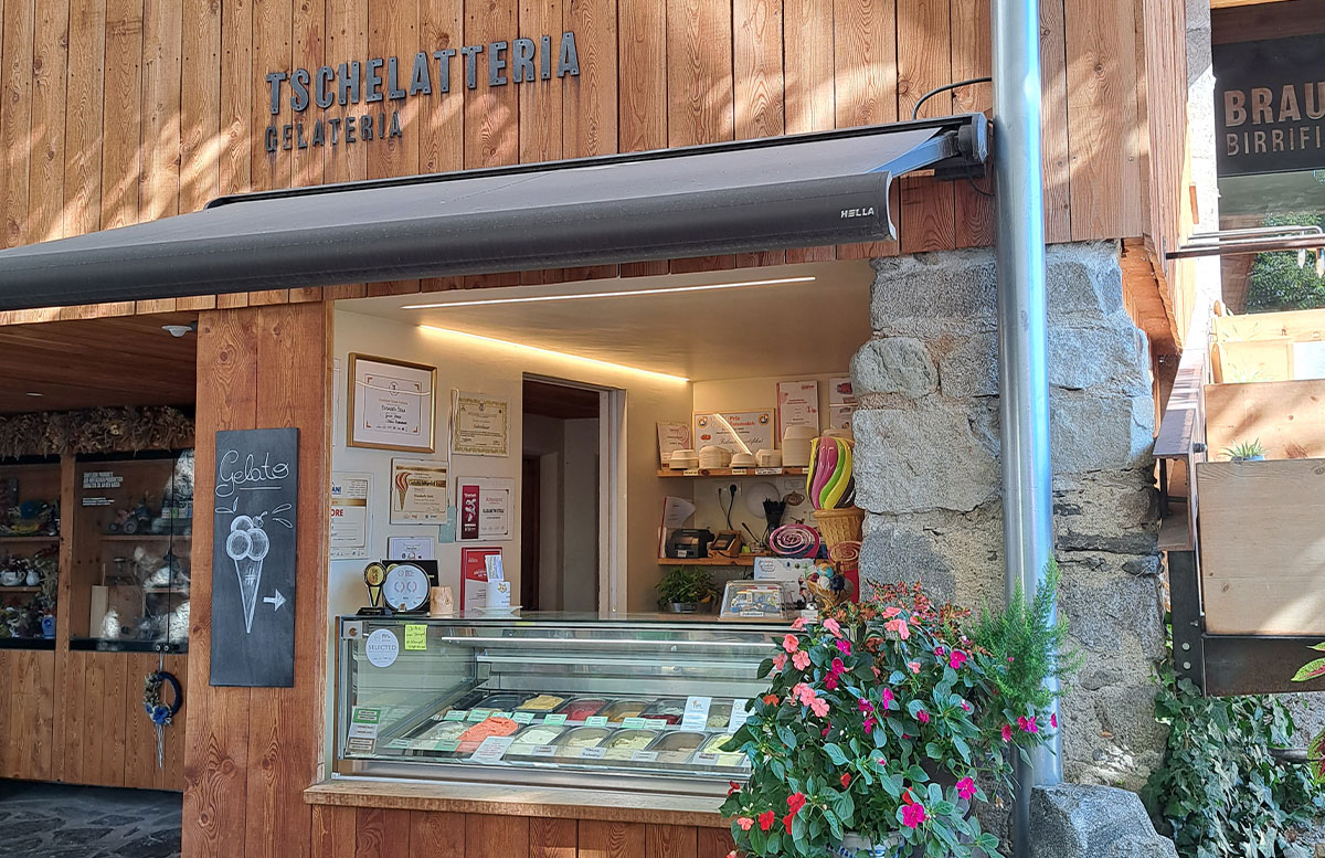 Bauernhof-Urlaub-Roter-Hahn-am-Feilerhof-eisladen
