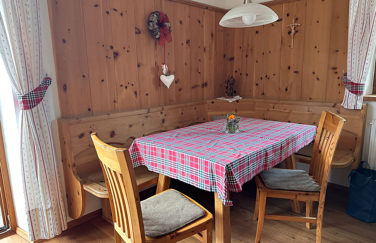 Bauernhof-Urlaub-Roter-Hahn-am-Feilerhof-stube