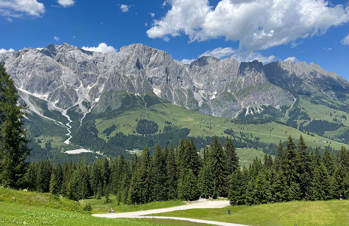 Berg-und-Spa-Hotel-Urslauerhof-in-Maria-Alm-berge