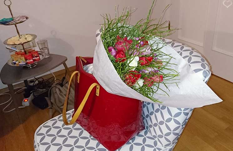 Bloomerei-Workshop-Blumen-binden-blumenstrauss-in-der-tasche