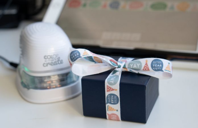 COLOP e-mark create – mobiler Drucker für Kreative COLOP-e-mark-create-geschenkmasche