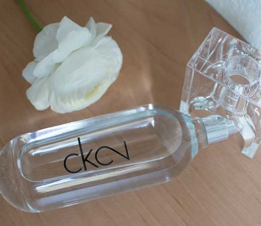 Calvin Klein ck2 Eau de Toilette Calvin-Klein-ck2-eau-de-toilette-detail-aufnahme