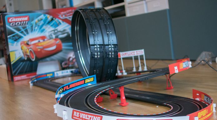 Carrera Go!!! Cars 3 Finish First Rennbahn
