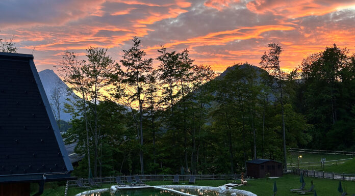 Chalet Urlaub im Narzissendorf Zloam Grundlsee Chalet-Urlaub-im-Narzissendorf-Zloam-Grundlsee-sonnenuntergang