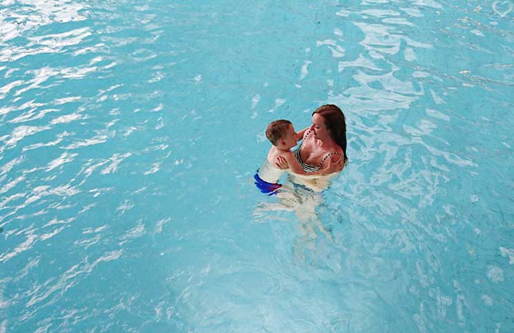 City-trip-nach-Wien-Therme-wien-lenny-mit-seiner-mama