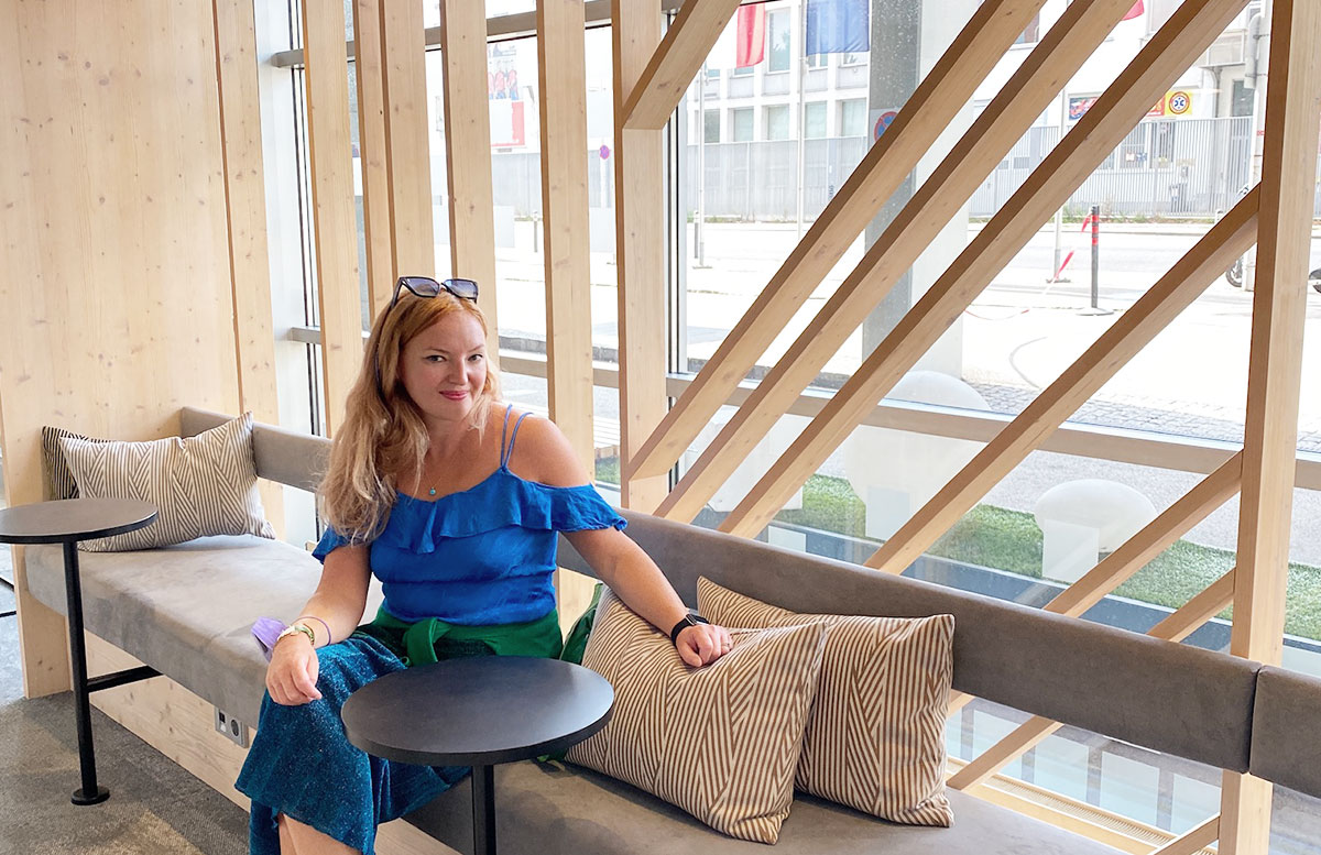 Courtyard-by-Marriott-Linz-vicky-eingang