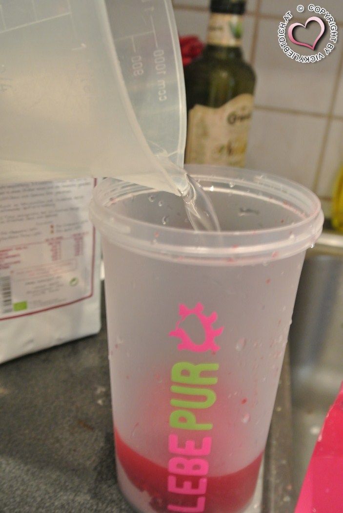 mit Wasser aufgießen