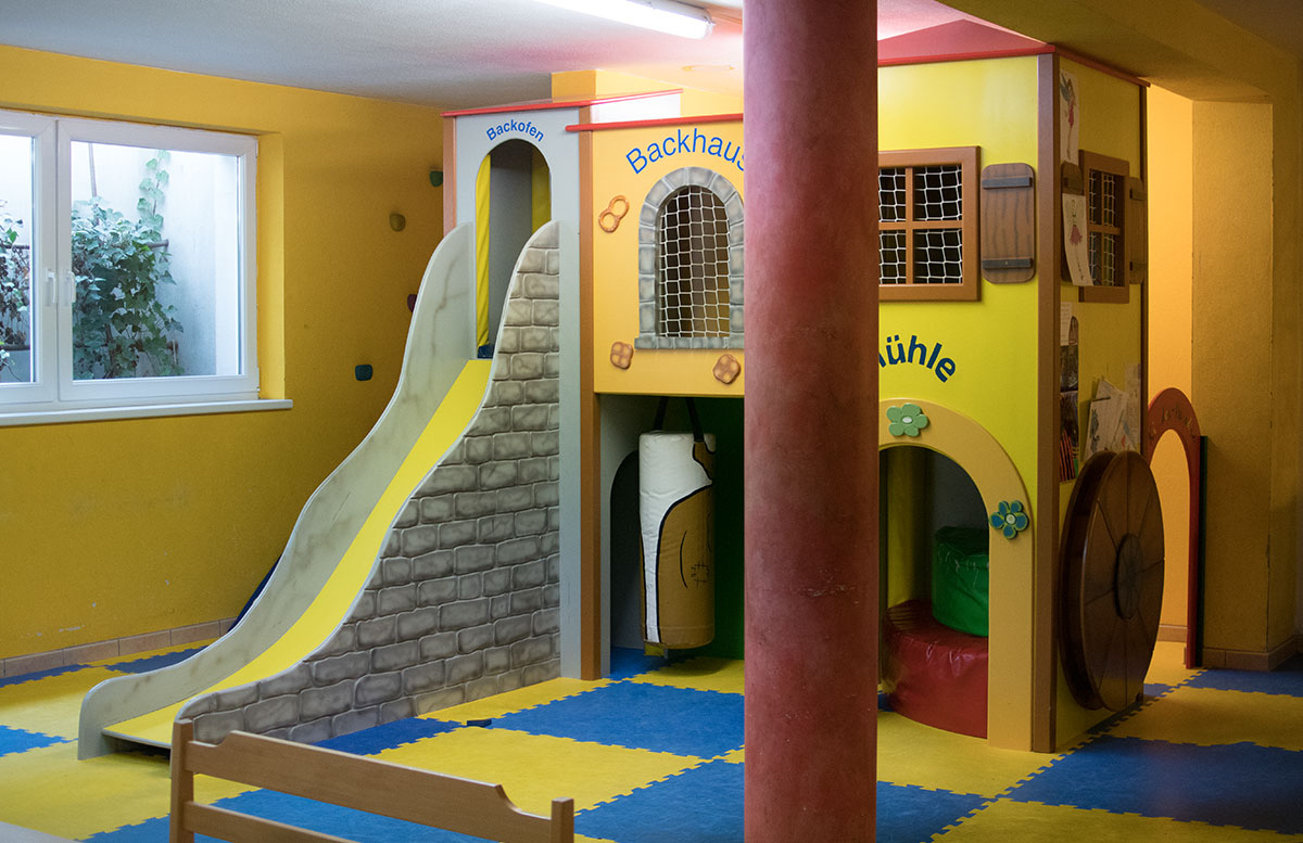 Das Familienhotel Mühlpointhof in Lofer spielplatz