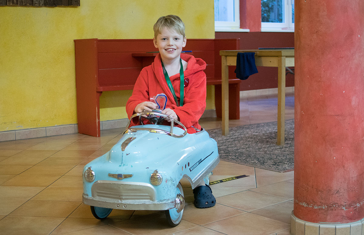 Das Familienhotel Mühlpointhof in Lofer spielplatz auto
