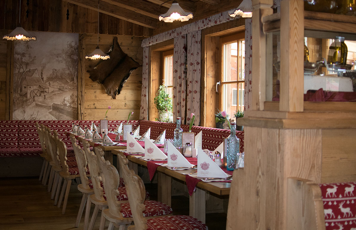 Das-Familienhotel-Mühlpointhof-in-Lofer-stüberl