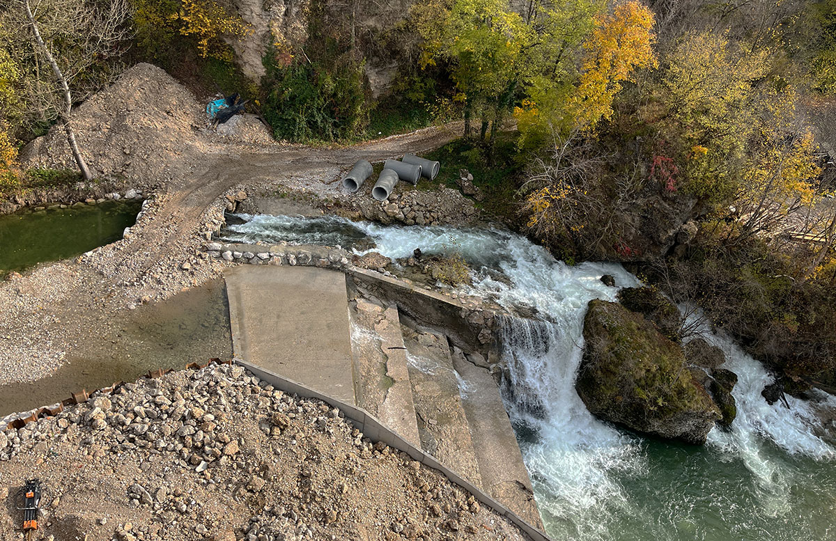Der-Bunker-von-Kranj-und-Janez-Puhar-Museumschlucht