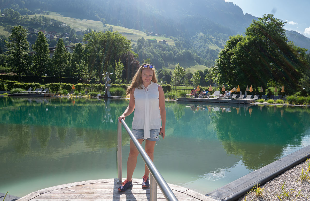 Der-Gasteiner-Heilstollen-und-die-Alpentherme-Gastein-vicky-beim-see