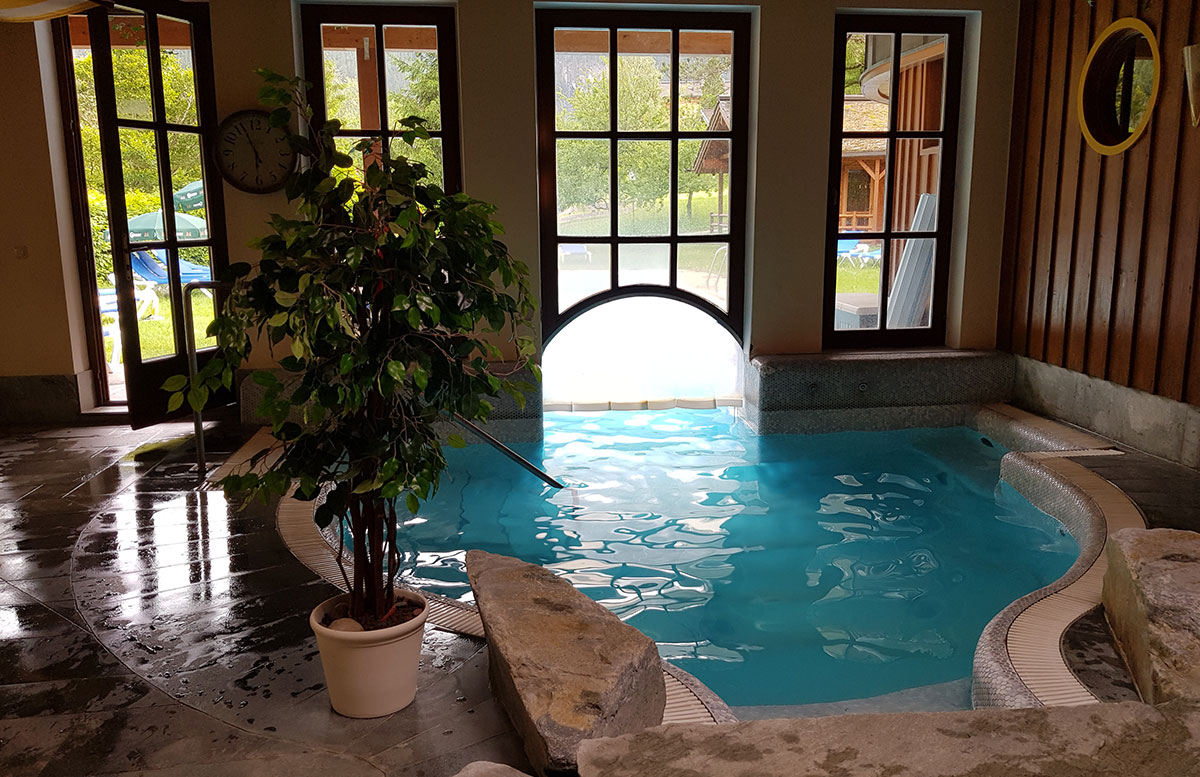 Die-Krimmler-Wasserfälle---die-größten-Wasserfälle-Europas-hotel-krimmlerfälle