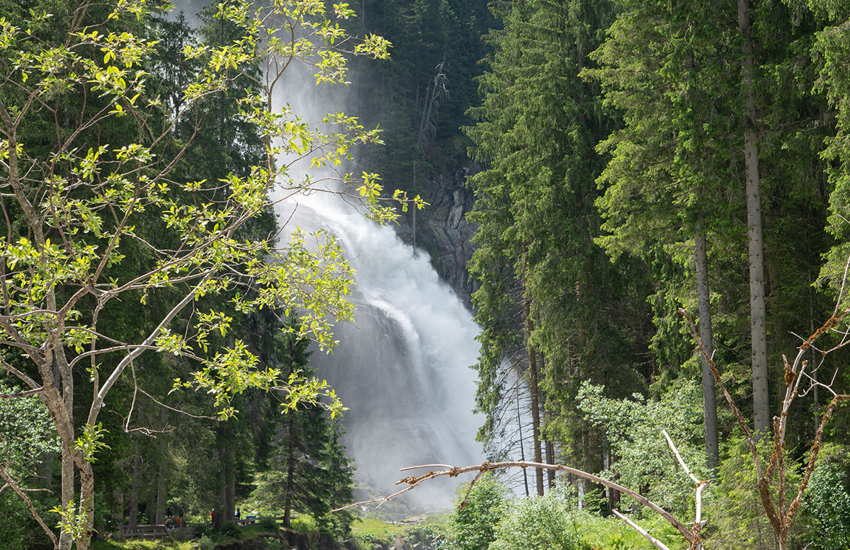 Die-Krimmler-Wasserfälle---die-größten-Wasserfälle-Europas-wasserfall