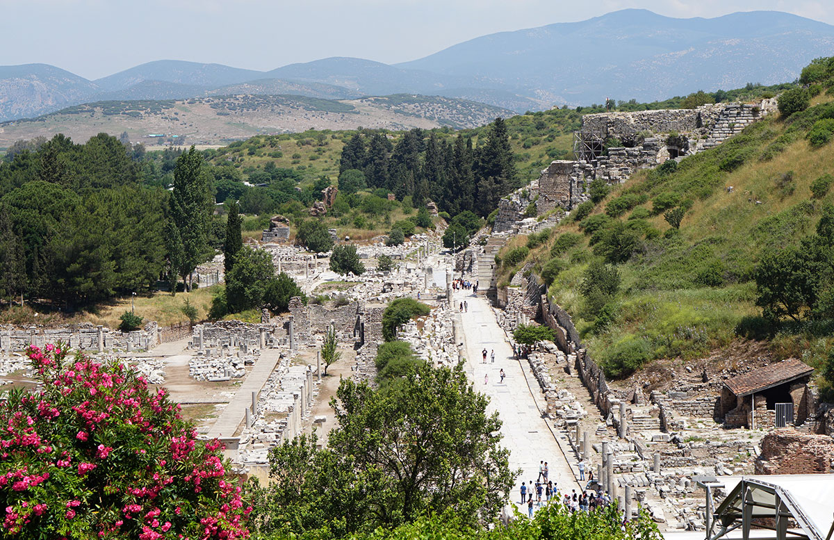 Die-Ruinen-von-Ephesos-ephesos
