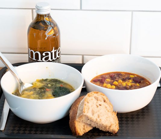 Die Suppenbar in Wien – Gesunde Suppen, Currys und Salate Die-Suppenbar-in-Wien-Günstiges-und-gesundes-Mittagessen-eintöpfe-und-suppen