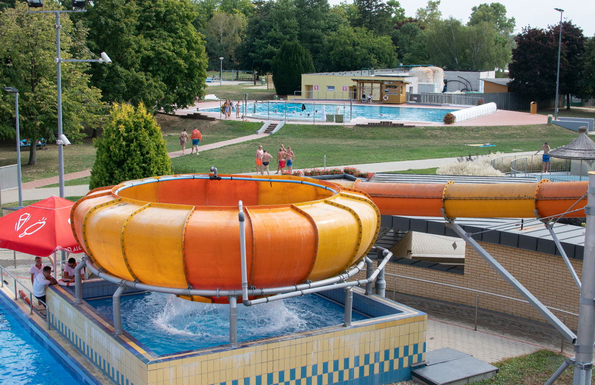 Die Therme Bük - Thermal und Spa für die ganze Familie zwiebelrutsche