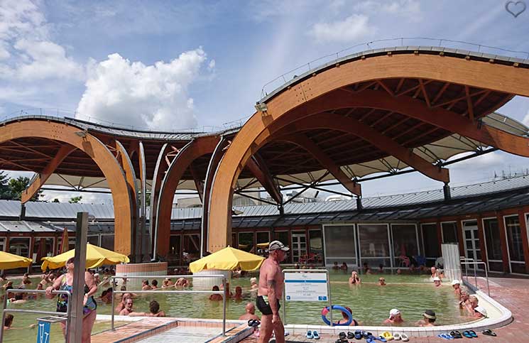 Die-Therme-Bükfürdo-und-Restaurant-Tipps-für-Bük-heiltherme-wasser