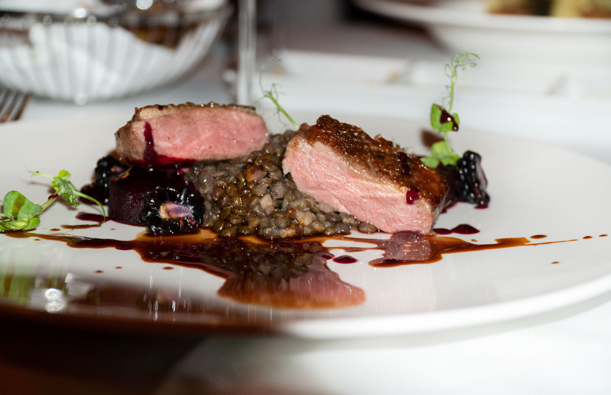Dinner-und-Casino-Abend-im-Casino-Wien-fleisch-linsen