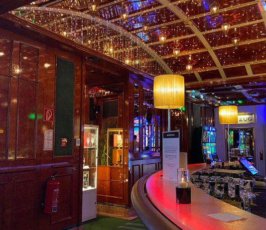 Dinner & Casino Abend im Casino Wien Dinner-und-Casino-Abend-im-Casino-Wien-glamour